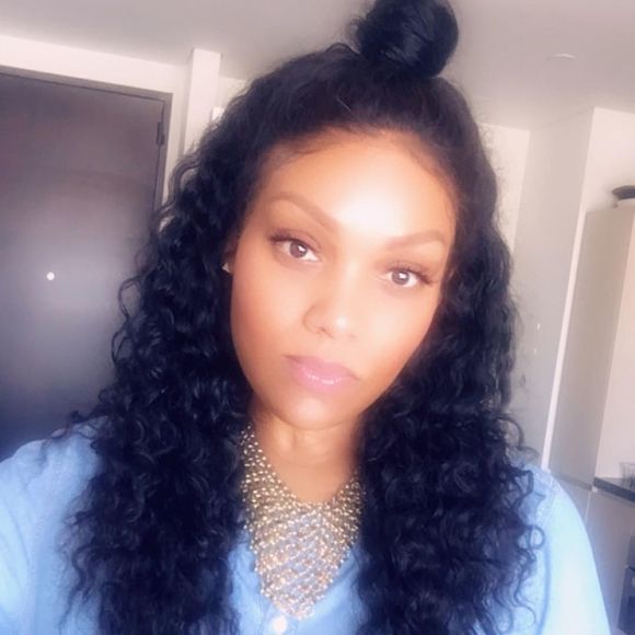 Meet your Posher, Racquel - Picture 1 of 1